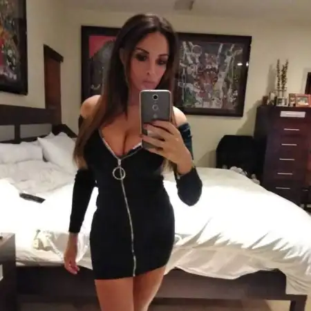 Hi, I’m Available. Professional Escort. Only serious ones - 2